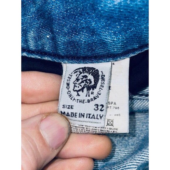 Vintage Diesel Jeans Mens 32x30 Blue Denim Straight Leg Y2K Rumbum Distressed - Picture 15 of 16